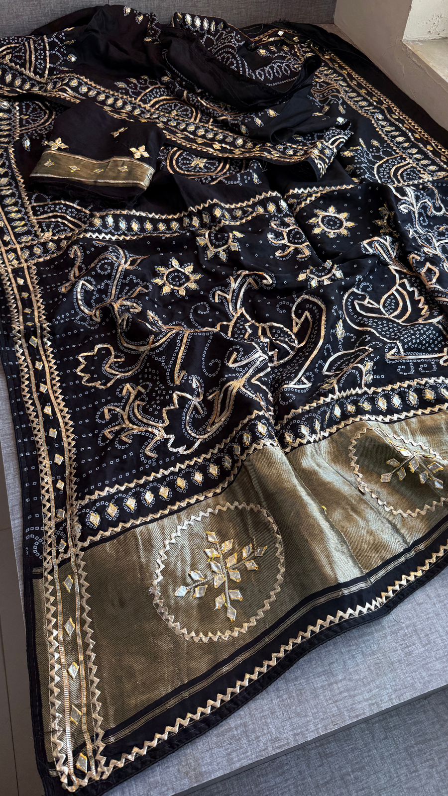 Sikhiya Gotta Patti On Munga Silk Lakdi Patta · 48 Artisan Hours of work · The Gajra Edit