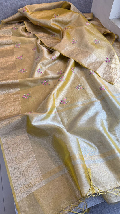 Multi-Thread Embroidery On Tissue Silk Banarasi · 16 Artisan Hours of work · The Rangriti Edit