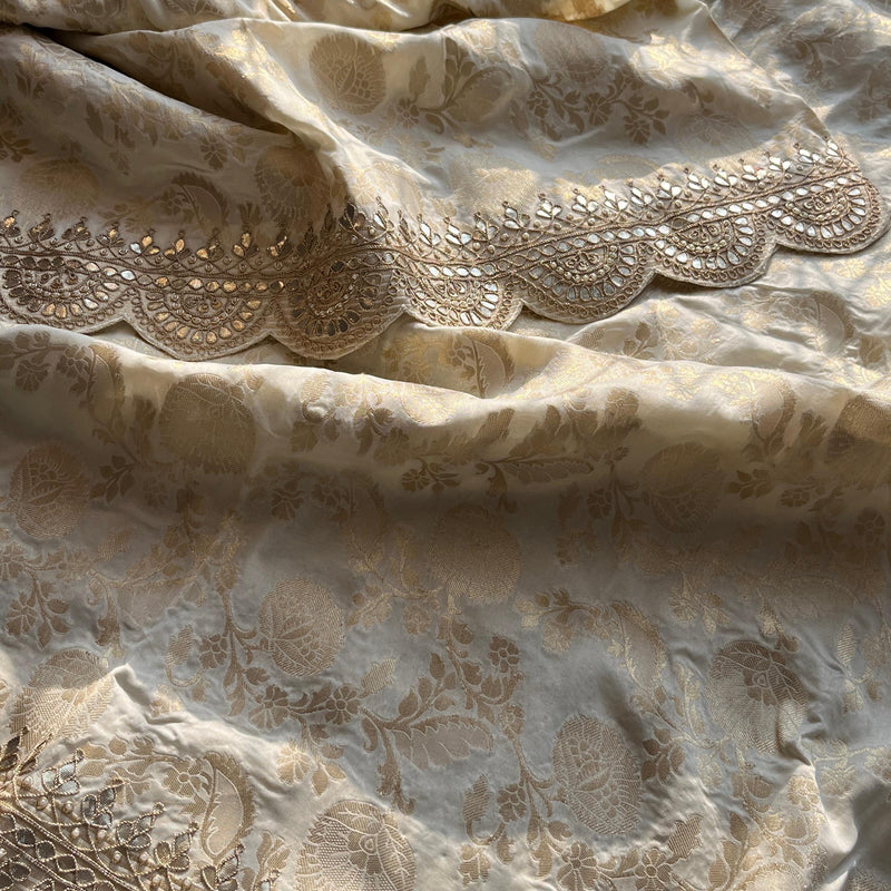 Khaddi Georgette Banarasi Saree with Pearl & Gotapatti Work