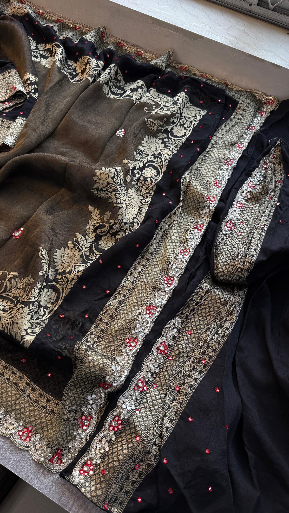 Pure Soft Munga Silk Saree with Zardozi, Resham & Pearl Work