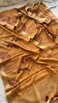 Elegant Crepe Silk Saree with Artistic Digital Floral & Bird Design
