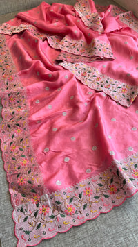 Elegant Floral Pure Munga Silk Saree With Delicate Embroidery Border