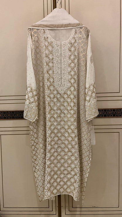Zari Katdana And Sequins On Pure Mul Chanderi · 32 Artisan Hours of work · The Hazratganj Edit