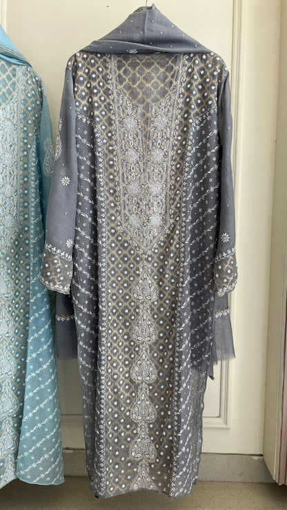 Pearl Sequins And Katdana On Mul Chanderi · 28 Artisan Hours of work · The Tehzeeb Edit