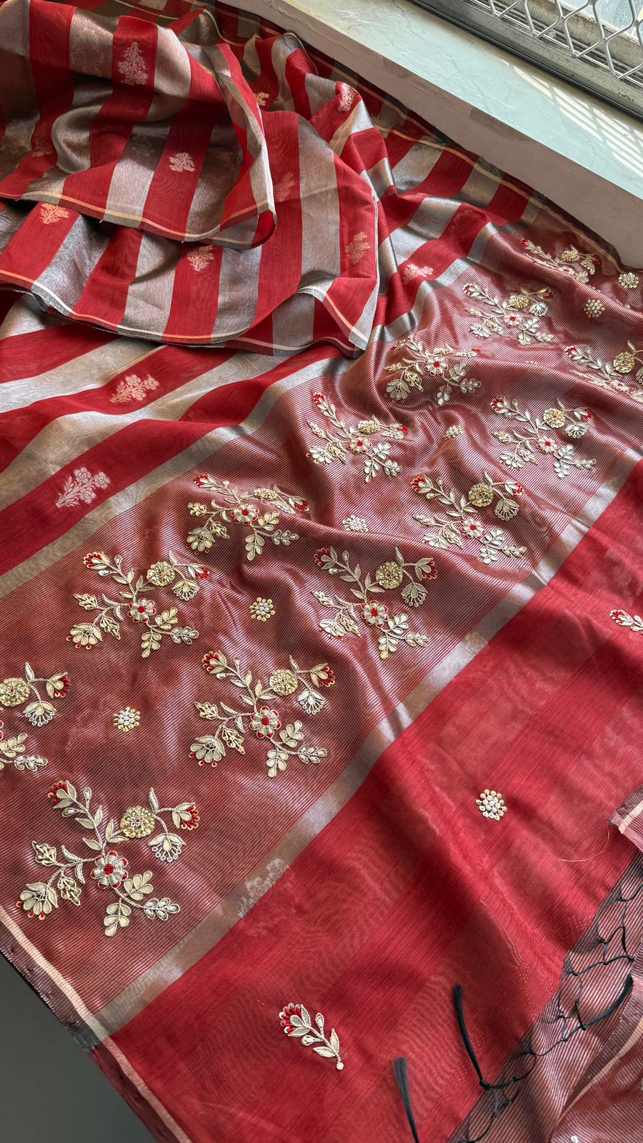 Viraasat Luxe Pure Banarasi Soft Silk Saree with Zardozi, Resham & Pearl Detailing