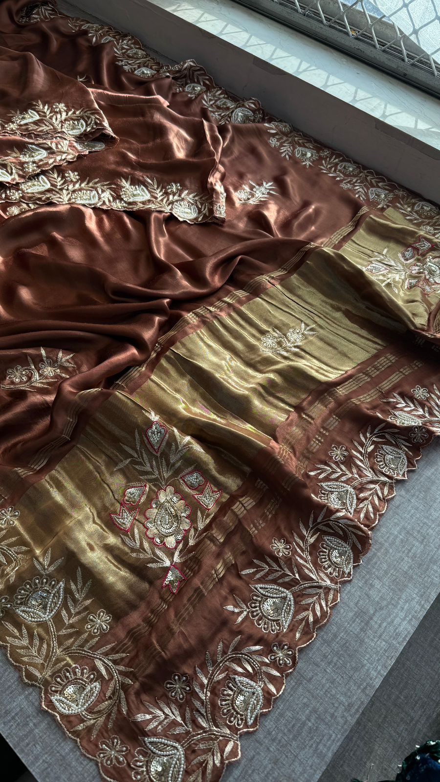 Pure Gajji Silk Lagdi Patta Saree With Zardozi & Pearl Handwork