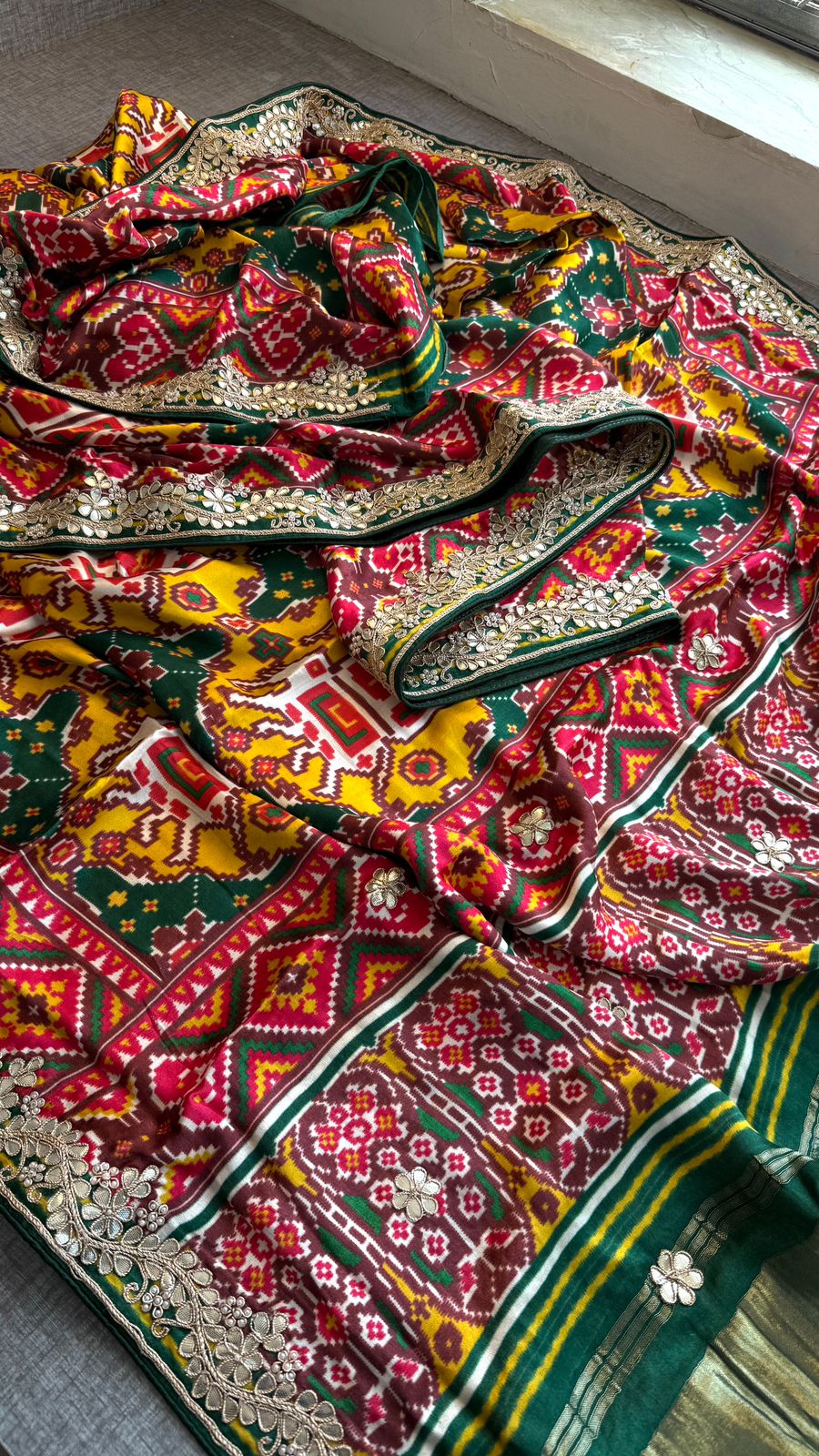 Pure Gajji Silk Lakdi Patta Digital Print Saree With Gotapatti & Zardozi Work