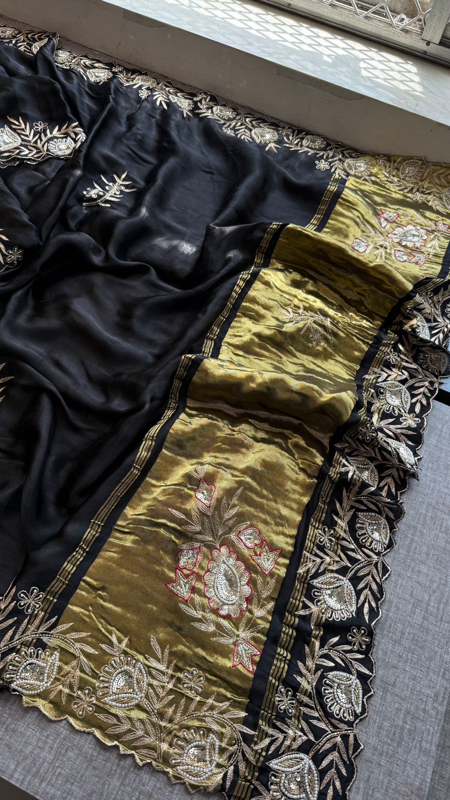 Pure Gajji Silk Lagdi Patta Saree With Zardozi & Pearl Handwork