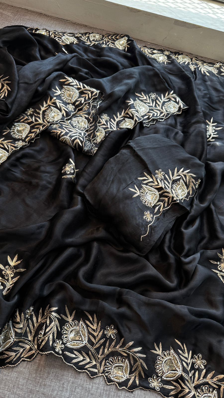 Pure Gajji Silk Lagdi Patta Saree With Zardozi & Pearl Handwork